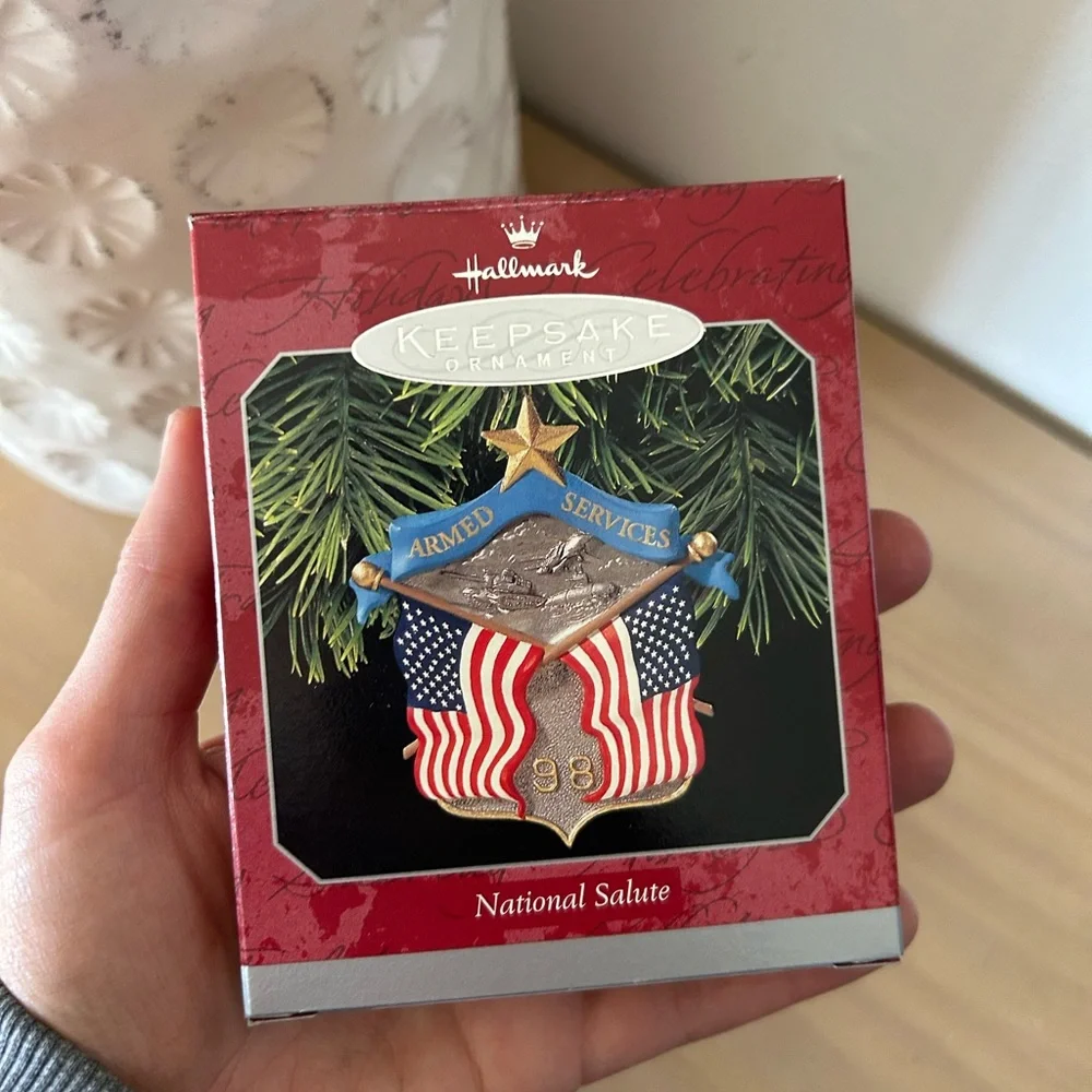 1998 Hallmark Keepsake National Salute Armed Services Christmas Ornament
